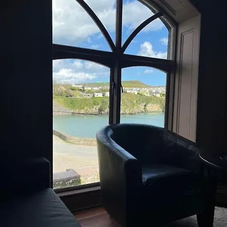 Robert's Cove *